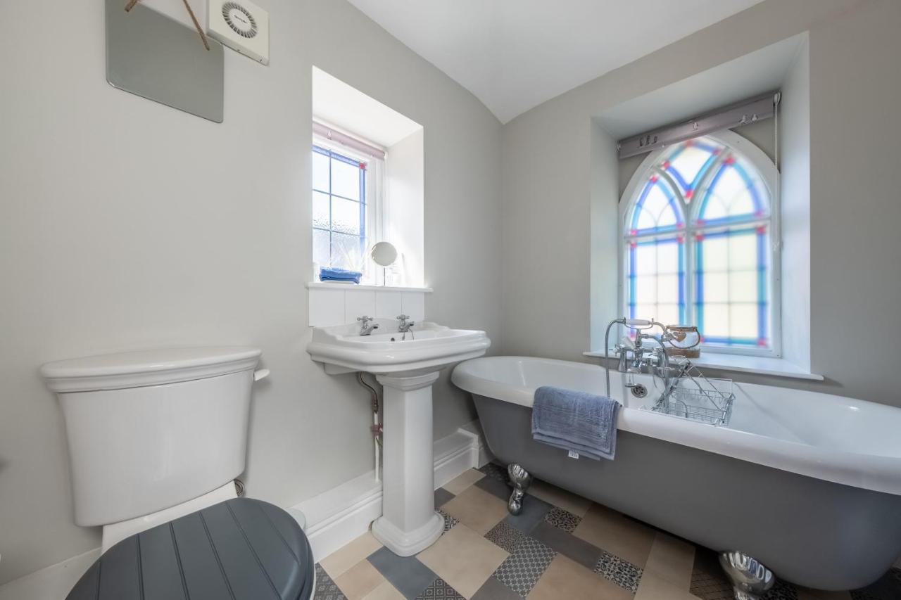 The Clockhouse Villa North Lopham Екстериор снимка
